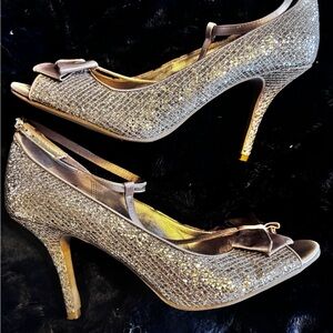 Elegant Gold Women's Heels